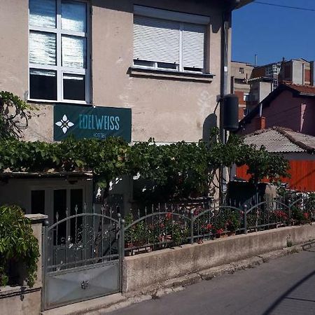 Edelweiss Hostel Štip Екстериор снимка